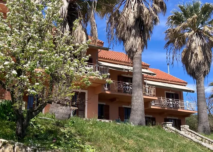 Kokkini Peach House